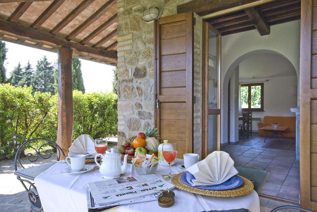 Fattoria Di Vibio Hotel Monte Castello di Vibio Room photo